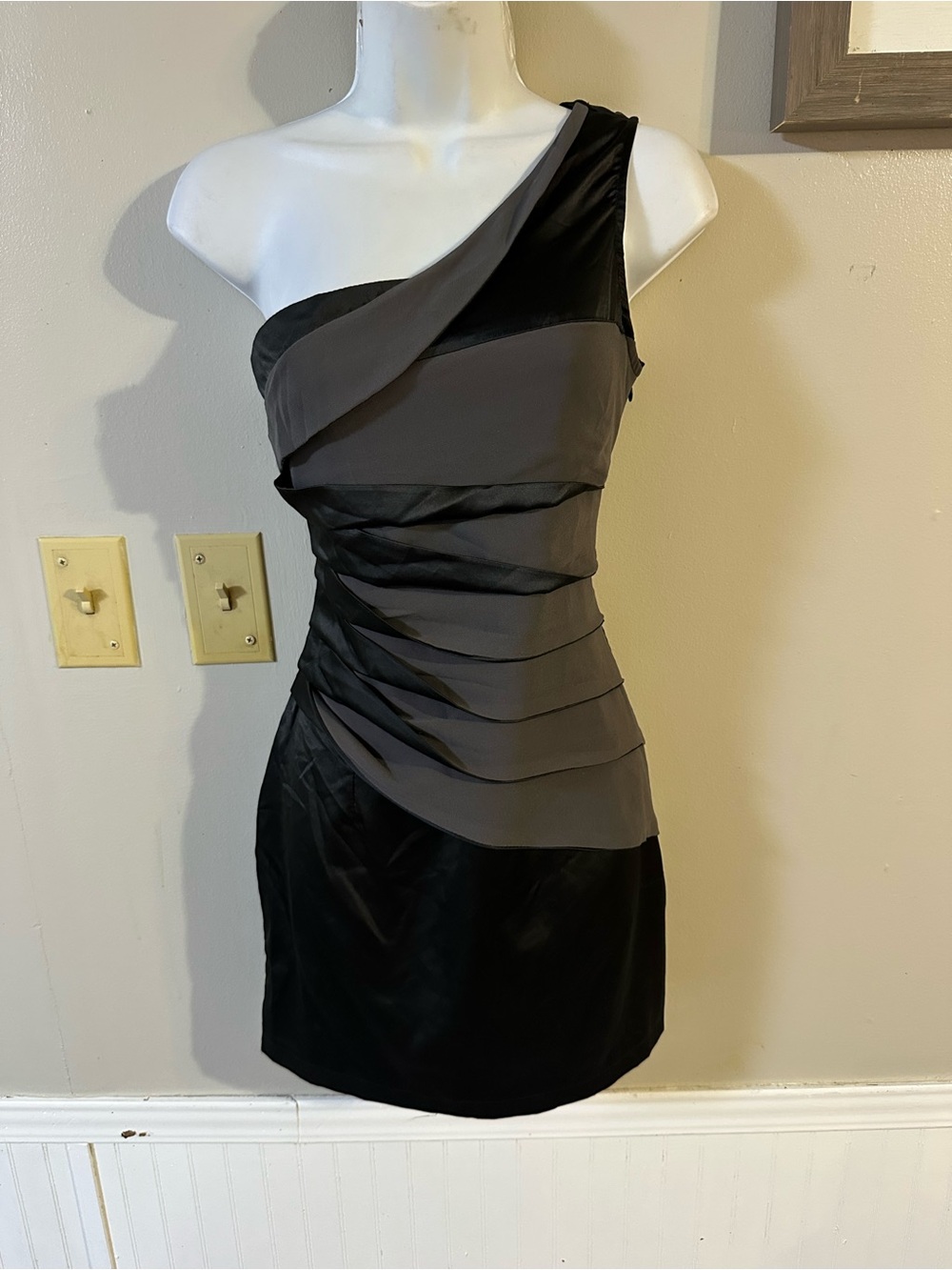 Ya Los Angeles Black and Gray One-Shoulder Layered Mini Dress
